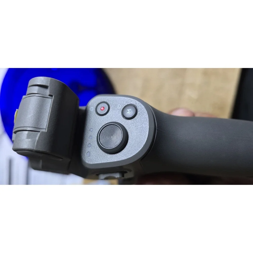 DJI Osmo Mobile 3 Combo - Gimbal Stabilizer